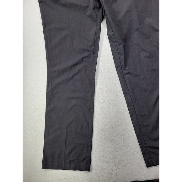 J. Lindeberg Slim Fit Men's 32/32 Black Chino Pant Lightweight Performance Golf - Picture 2 of 11